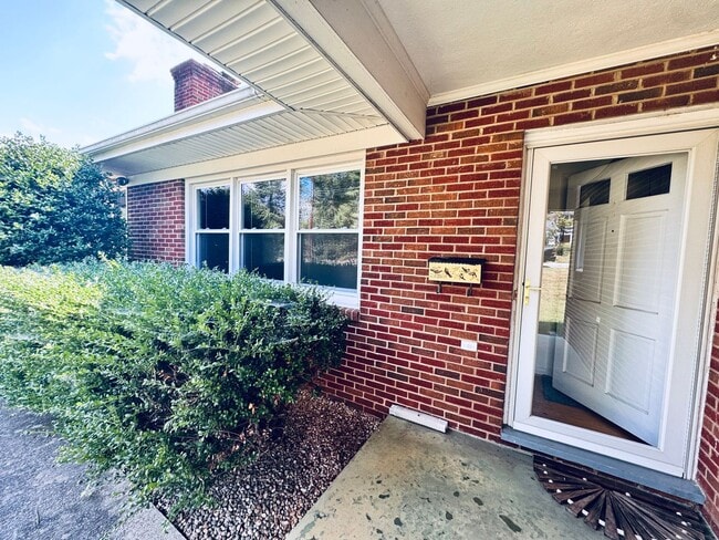 Photo - 5712 Kanawha Rd House