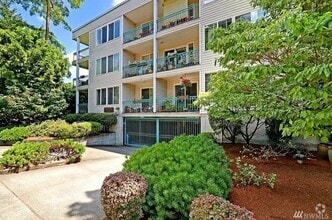 Building Photo - 18210 73rd Ave NE