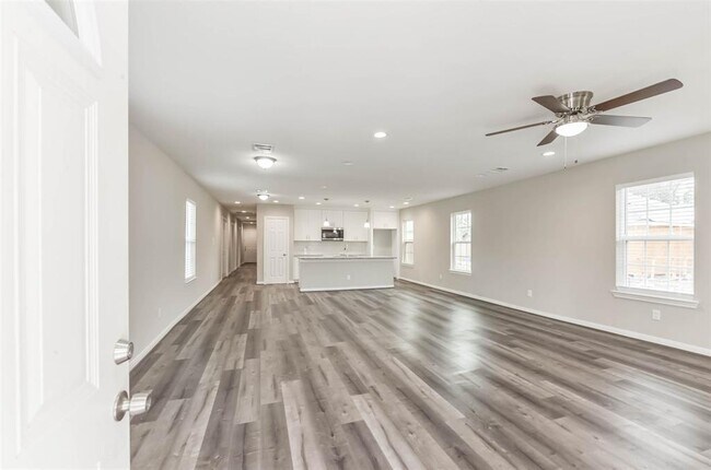 Foto del edificio - 3344 Simmons St