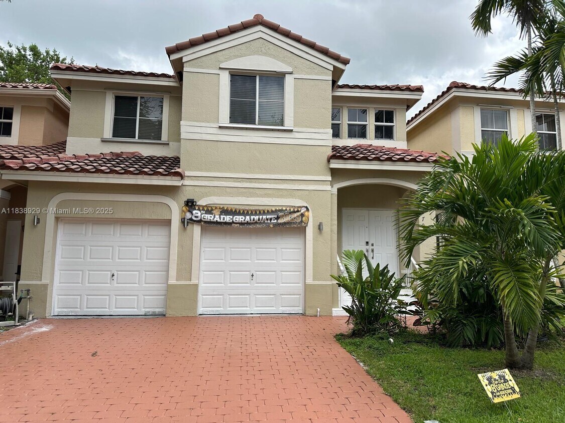 Primary Photo - 17070 SW 36th Ct