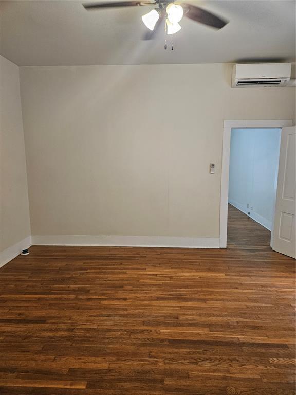 Foto del edificio - 704 W 22nd St