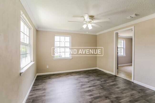 Foto del edificio - 9159 4th Ave