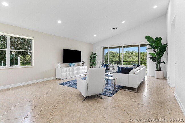 Foto del edificio - 6309 Graycliff Dr
