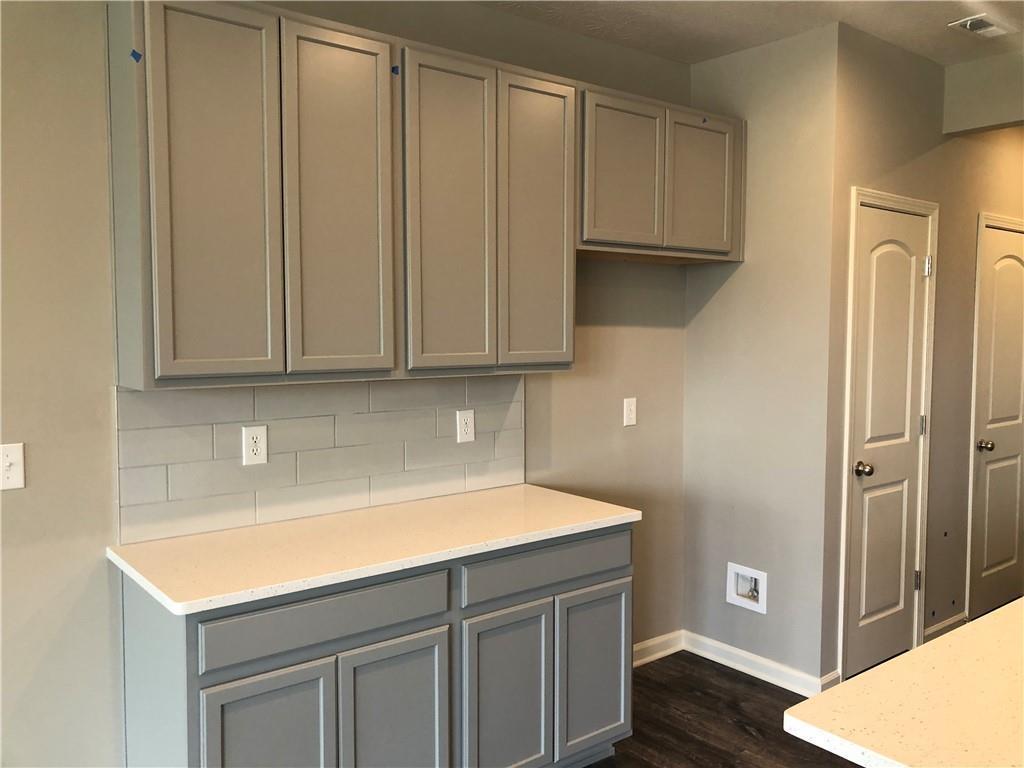 Building Photo - 13437 Dewpoint Ln