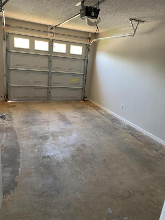 Building Photo - 127 Woodberry Dr