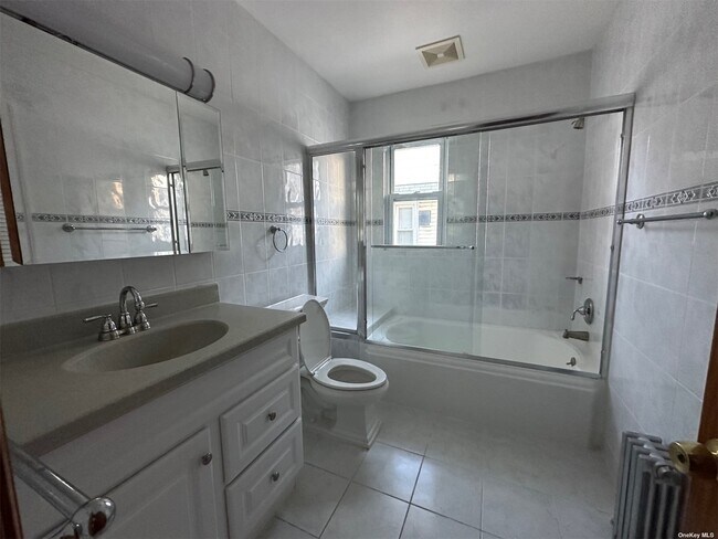 Foto del edificio - 89-22 133rd St