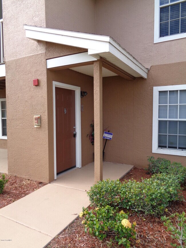 Foto del edificio - 1851 Long Iron Dr