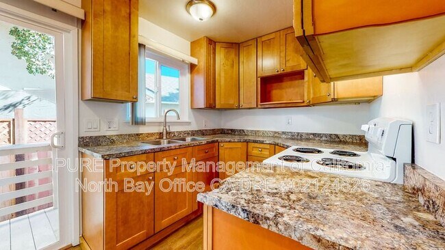 Building Photo - 3929 Princeton Dr