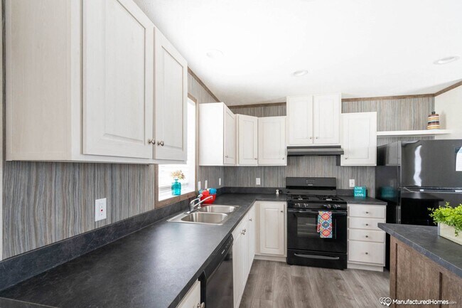 Building Photo - 1260 OH-97