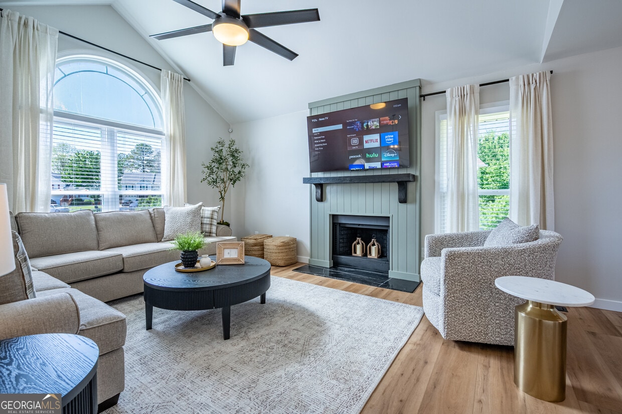 Foto principal - 18 Huntcliff Dr