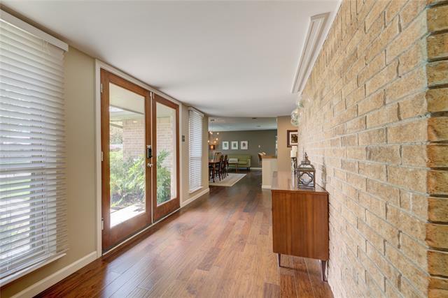 Foto del edificio - 6747 Winterwood Ln