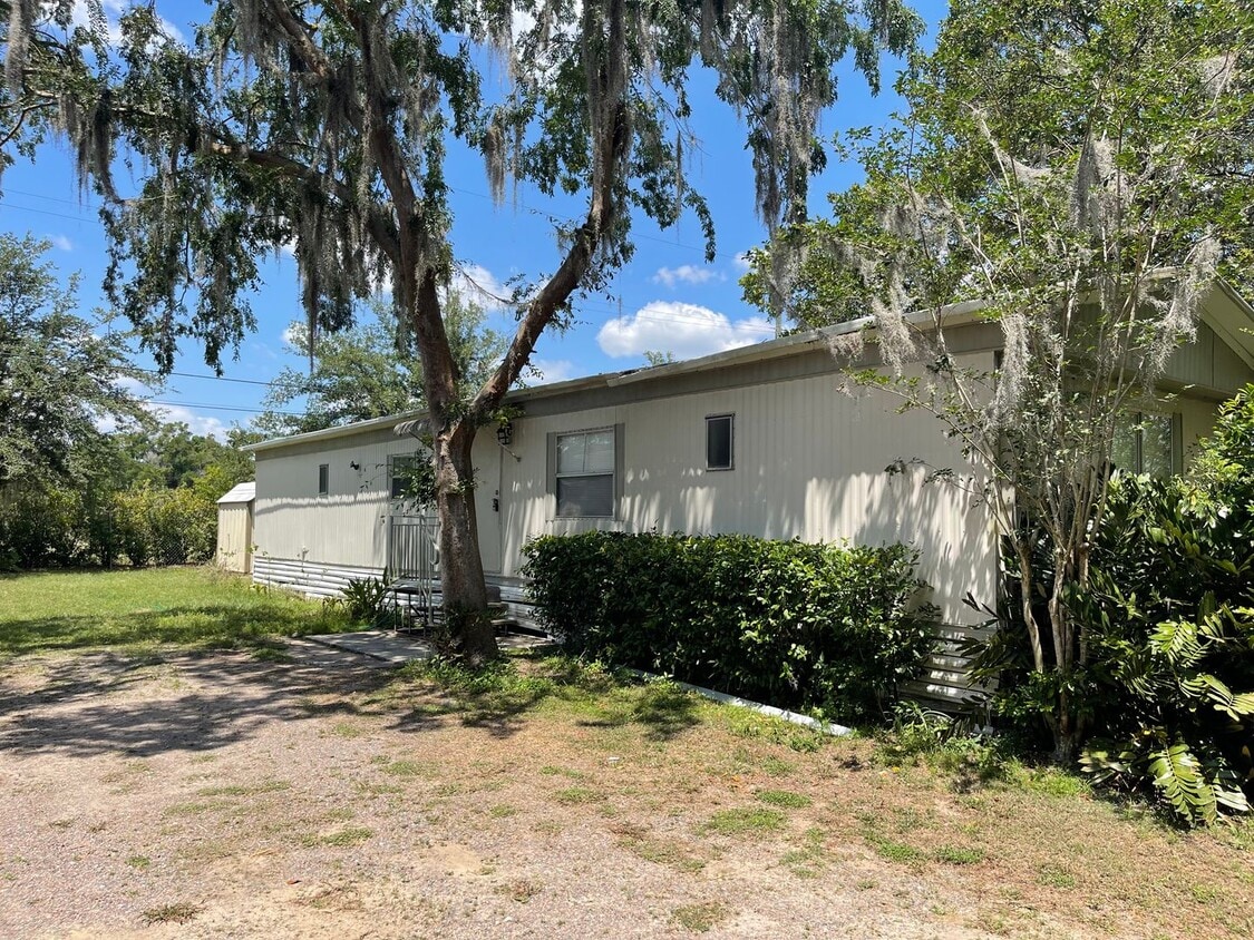 Thonotosassa 2 Bed 2 Bath - Thonotosassa 2 Bed 2 Bath