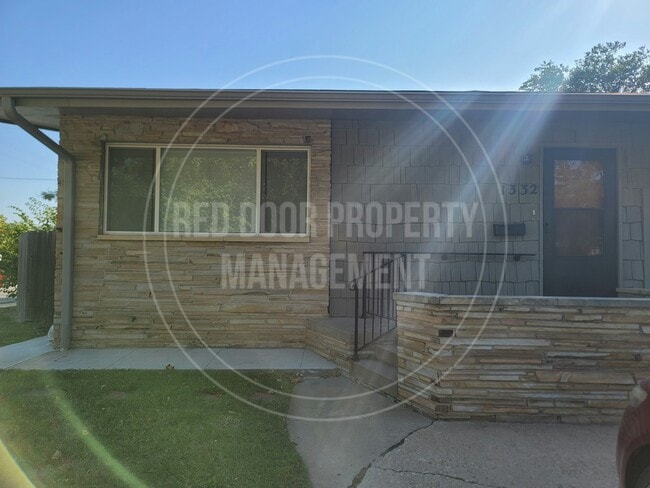 Building Photo - 1332 Farmstead St