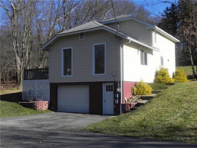 Building Photo - 2601 1/2 Elgro Rd