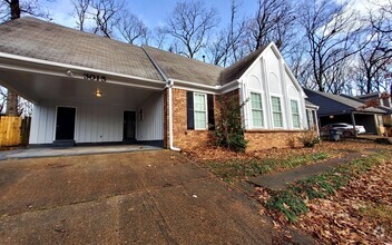 Building Photo - 3015 Winder Dr