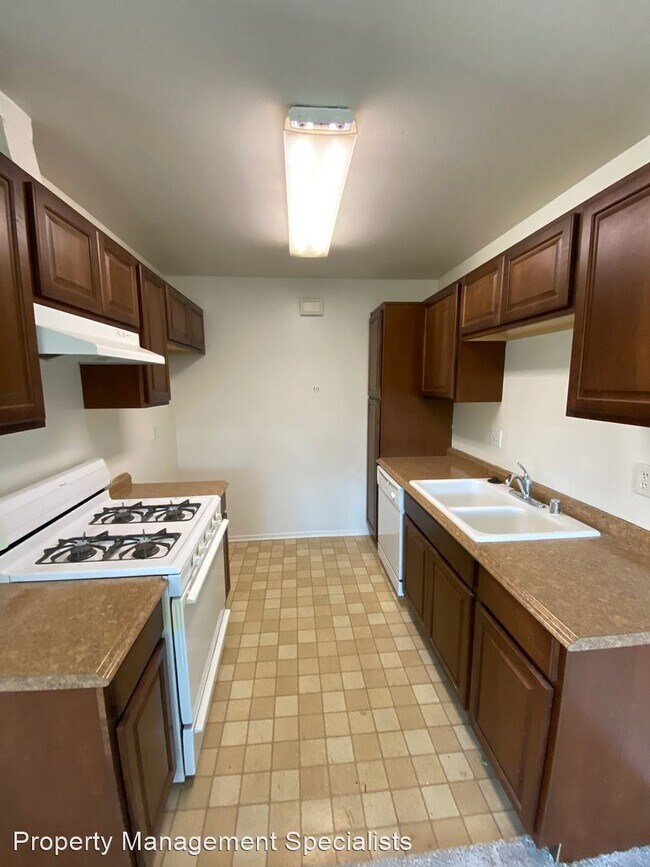 Foto del edificio - 1 br, 1 bath House - 2631 Phipps Avenue #D