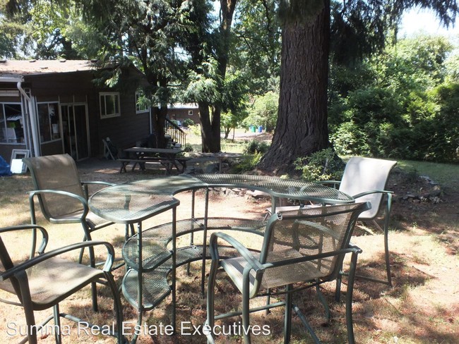 Foto del edificio - 2 br, 1.5 bath House - 13710 SE Maloy Ln