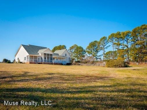 Building Photo - 4 br, 2.5 bath House - 8144 Park Place