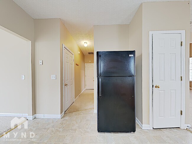 Building Photo - 4615 Legacy Square
