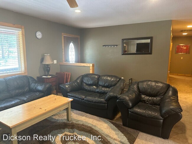 Building Photo - 3 br, 2 bath House - 10516 Martis Valley Road