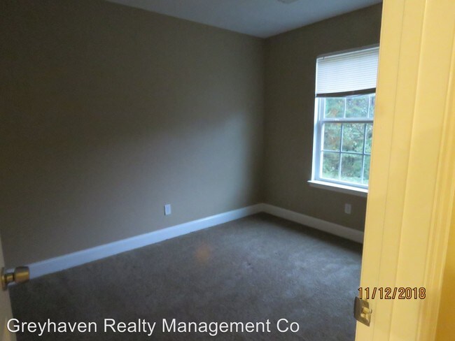 Building Photo - 106-108 Muskett Dr