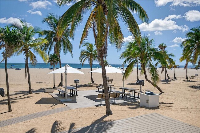 Photo - 2100 S Ocean Ln Apartment