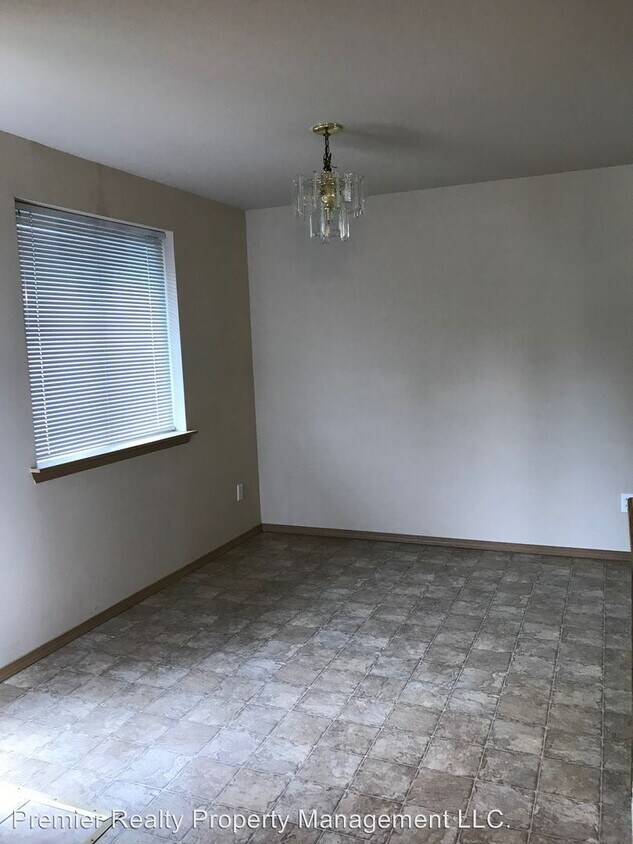 Foto del edificio - 621-623 W Newell Ave