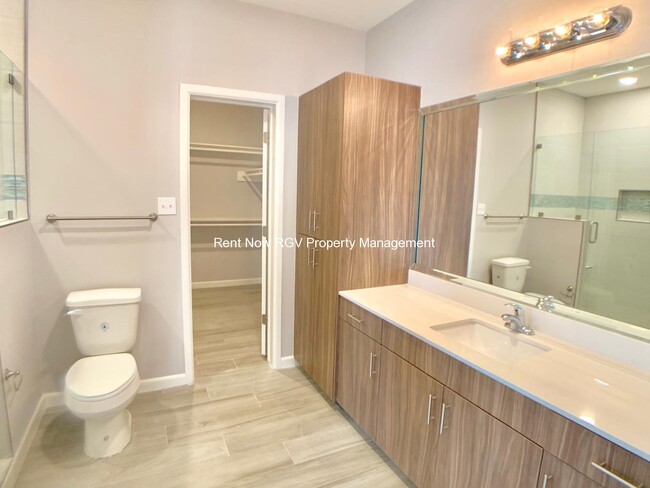 Foto del edificio - 3805 Tinsley Ave