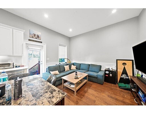 Building Photo - 134 M St