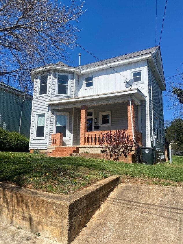 Photo - 1610 Bedford Ave