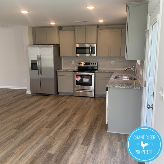 Building Photo - 2424 Kings Cross Ct