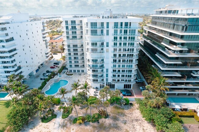 Building Photo - 8925 Collins Ave