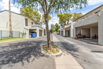Building Photo - 3136 N 38th St