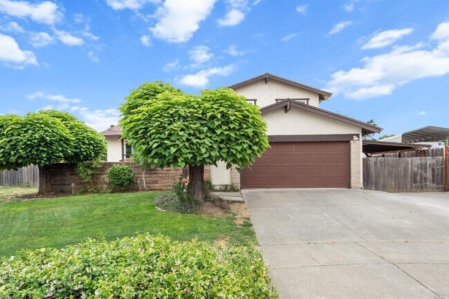 Building Photo - 2561 Darroch Ct