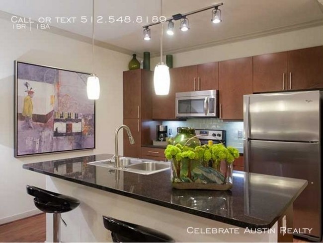 Building Photo - 1 bedroom in Austin TX 78741