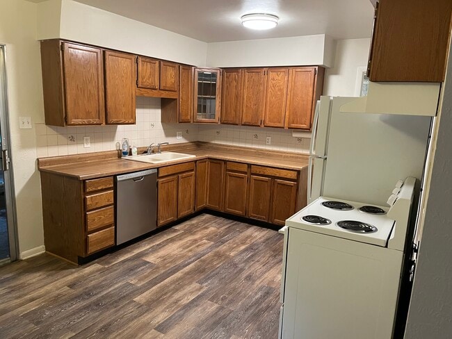 Cocina - 57 Drake St