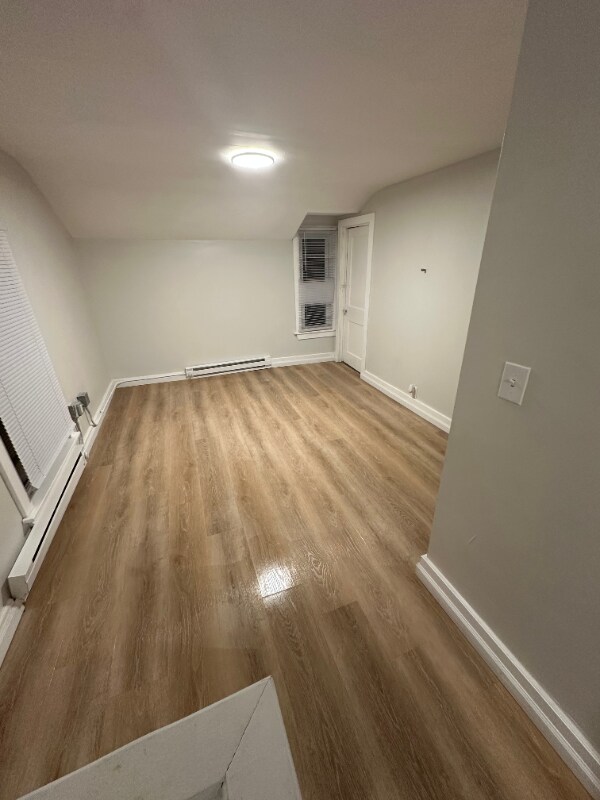 Foto del edificio - 1328 N Main St