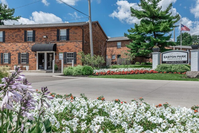 Foto del edificio - Townhomes at Easton Park