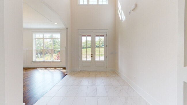 Building Photo - 2156 Hartland Rd