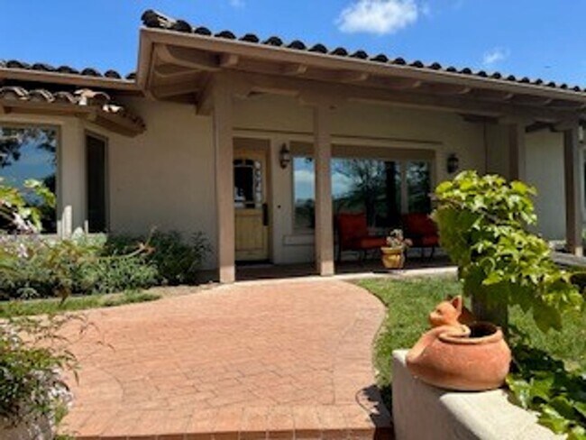 Foto del edificio - Ranch Home