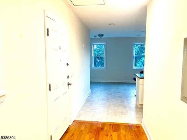 Foto del edificio - 10 Morton Pl