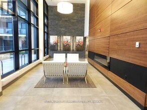 Building Photo - 3170 Erin Mills Pkwy