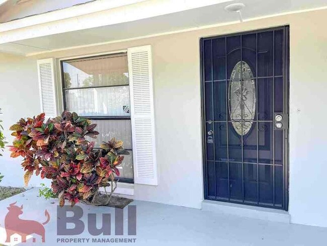 Foto del edificio - 4438 Weldon Pl