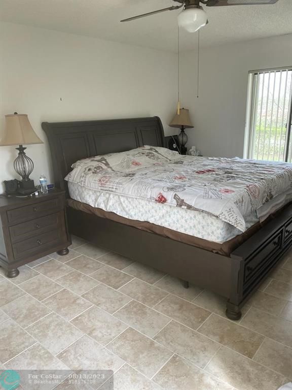 Building Photo - 826 Sky Pine Way