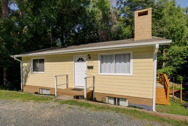 Foto del edificio - 514 Hillsborough St