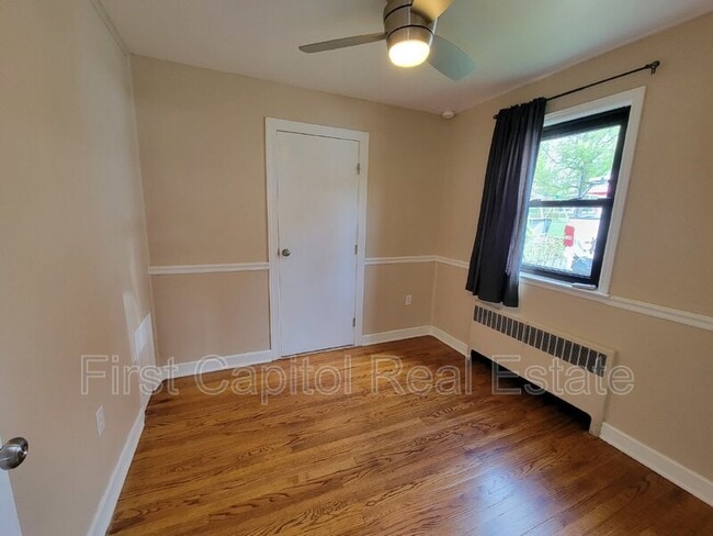 Foto del edificio - 2056 N Sherman St