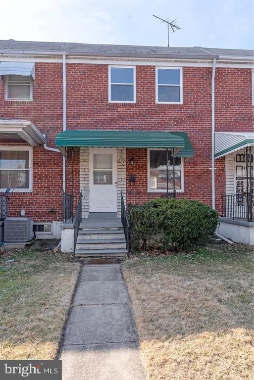 Building Photo - 114 Riverthorn Rd