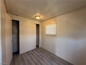 Building Photo - 7869 Suncoast Dr