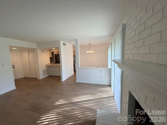 Foto del edificio - 11048 Cedar View Rd.