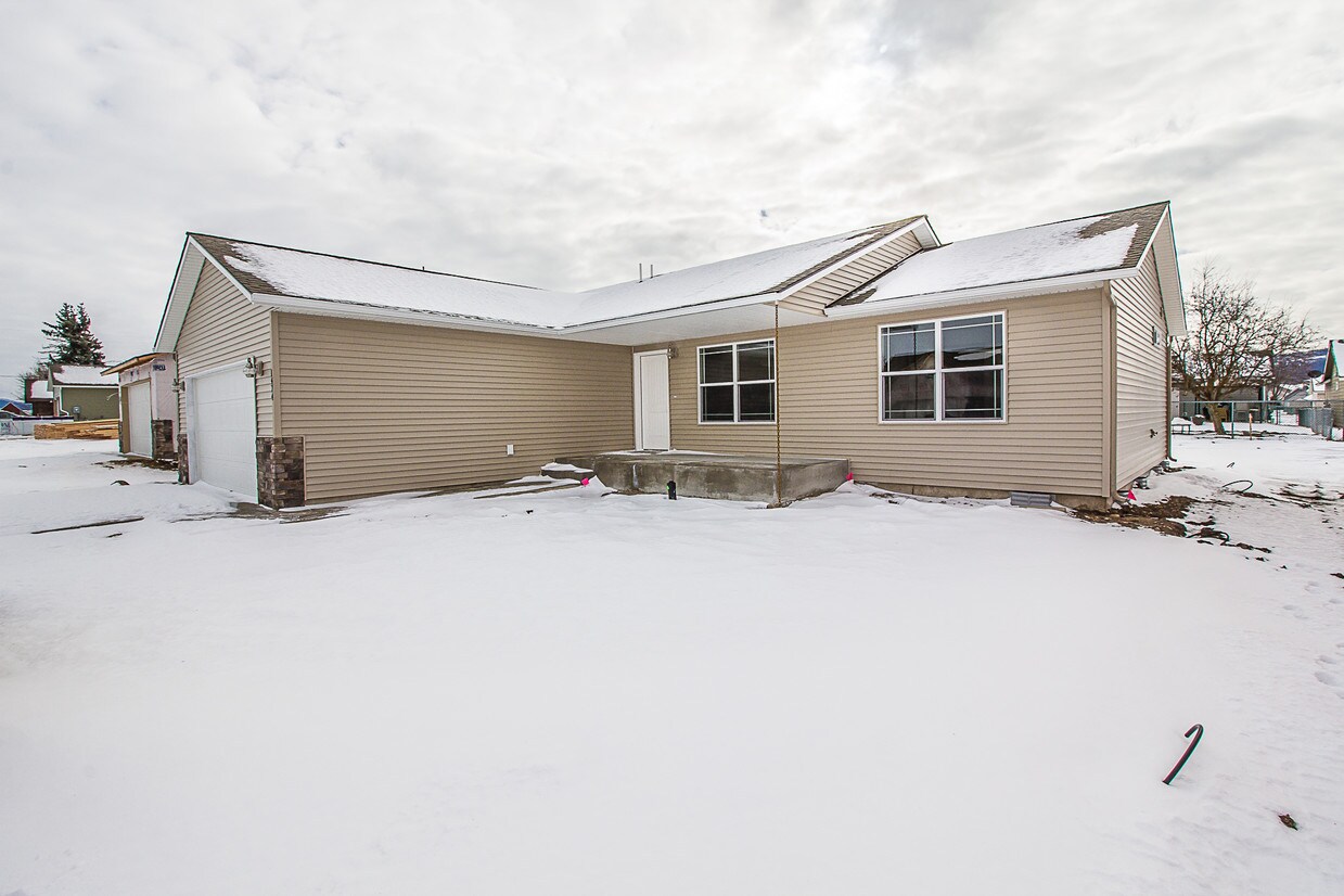 Foto principal - 1474 E Yellowstone Ave